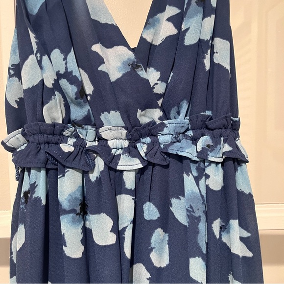 Abercrombie Floaty Femme Ruffle Maxi Dress Sleeveless Blue Floral V-neck Sz XS - Picture 4 of 14
